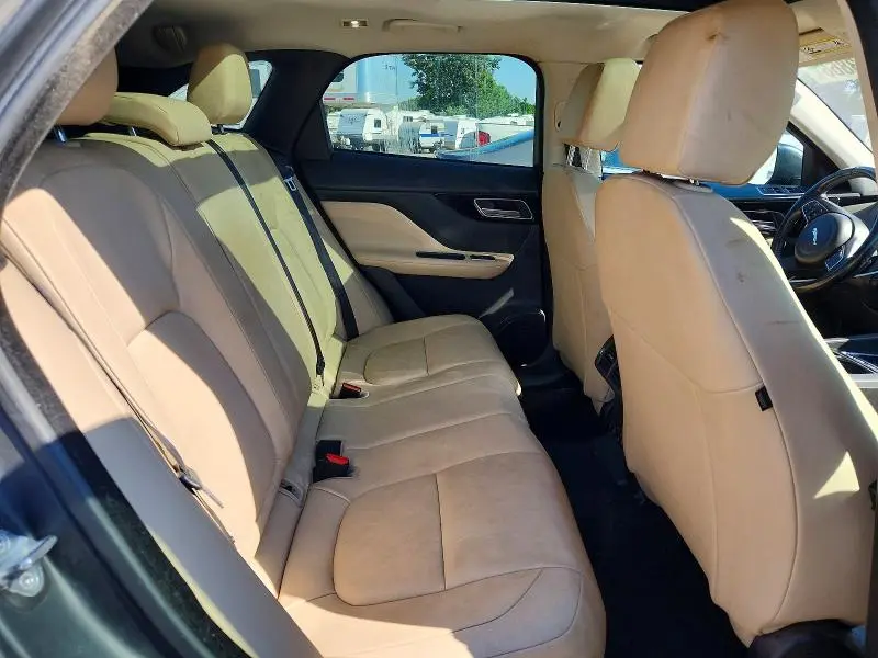 2017 JAGUAR F-PACE PREMIUM  