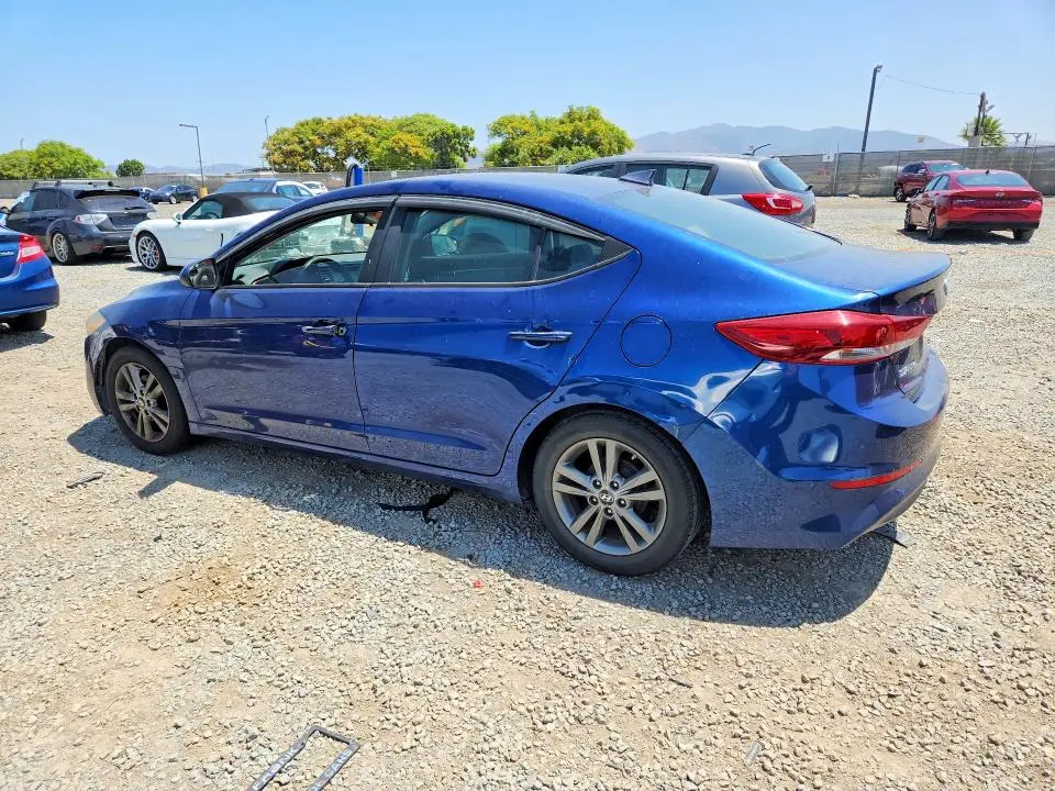 2017 HYUNDAI ELANTRA SE  