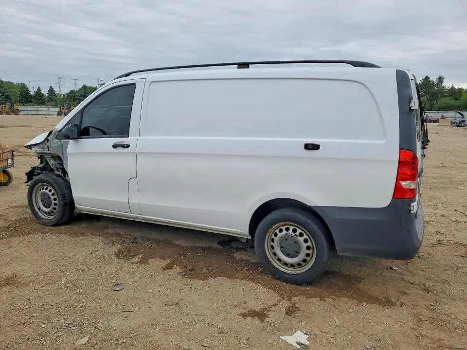 2016 MERCEDES-BENZ METRIS   
