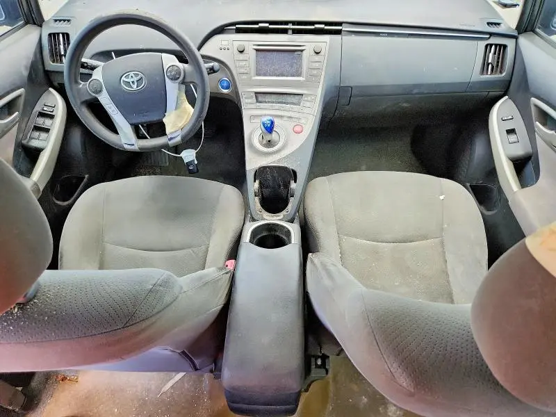2013 TOYOTA PRIUS ONE  