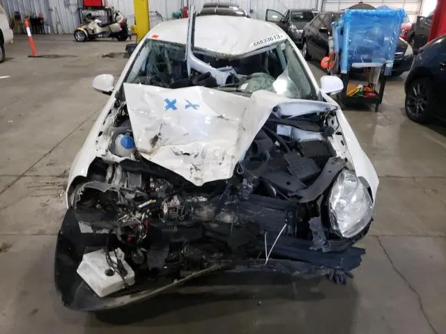 2010 VOLKSWAGEN JETTA S  