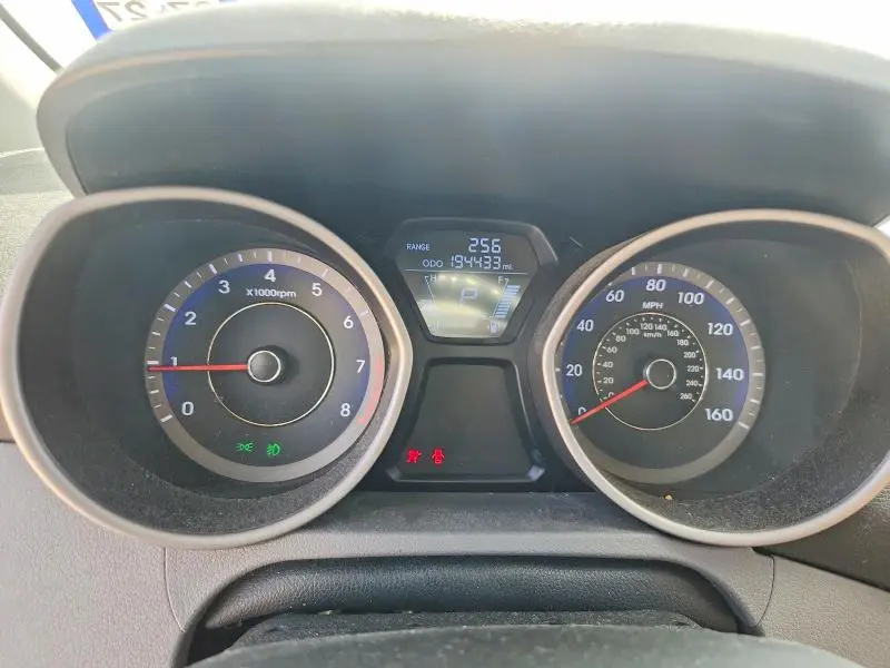 2012 HYUNDAI ELANTRA GLS  