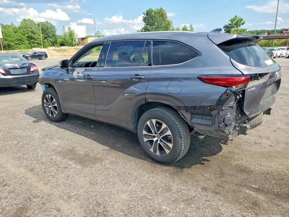 2021 TOYOTA HIGHLANDER HYBRID XLE  