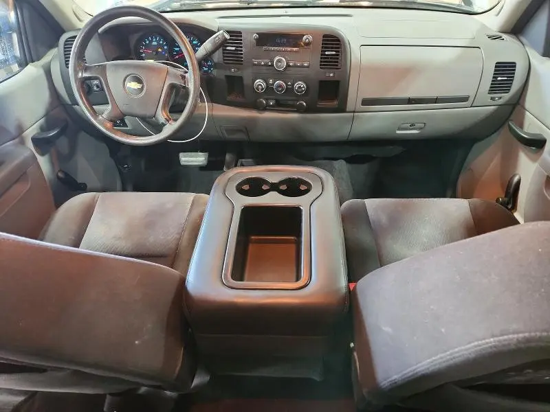 2011 CHEVROLET SILVERADO K1500 LS  