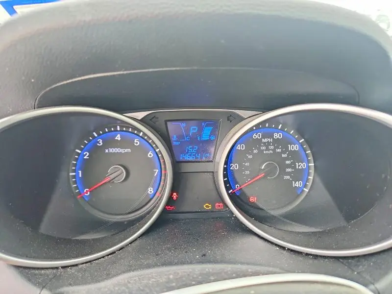 2014 HYUNDAI TUCSON SE  