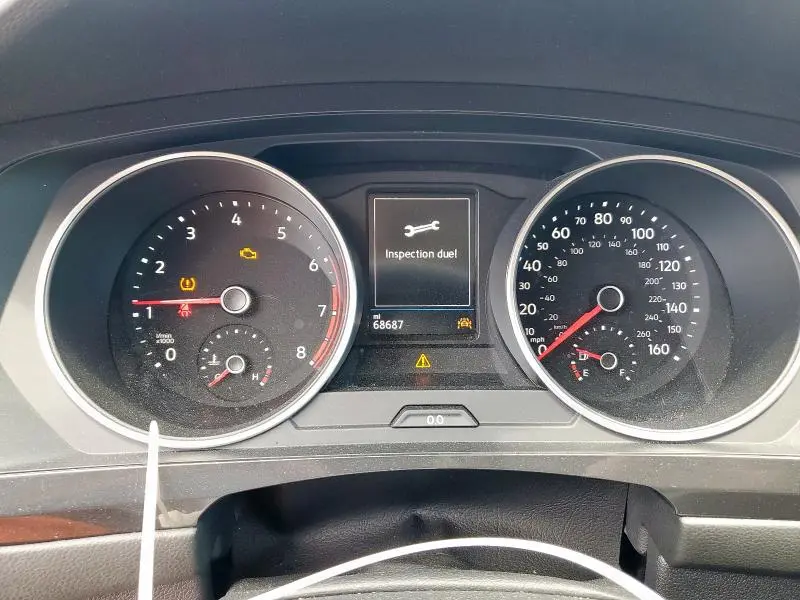 2020 VOLKSWAGEN TIGUAN SE  