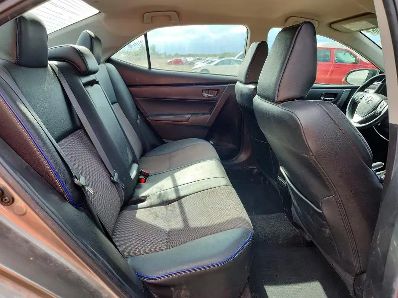 2018 TOYOTA COROLLA SE  