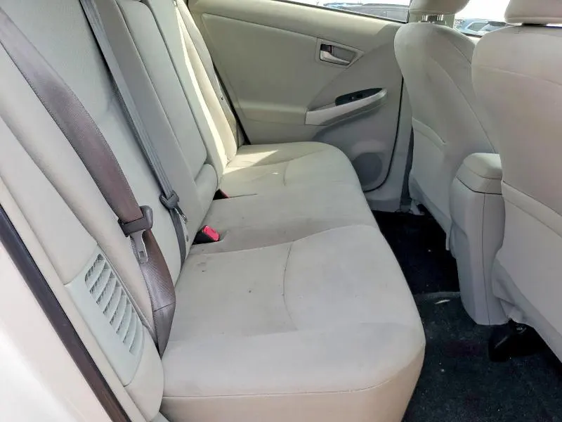2014 TOYOTA PRIUS TWO  
