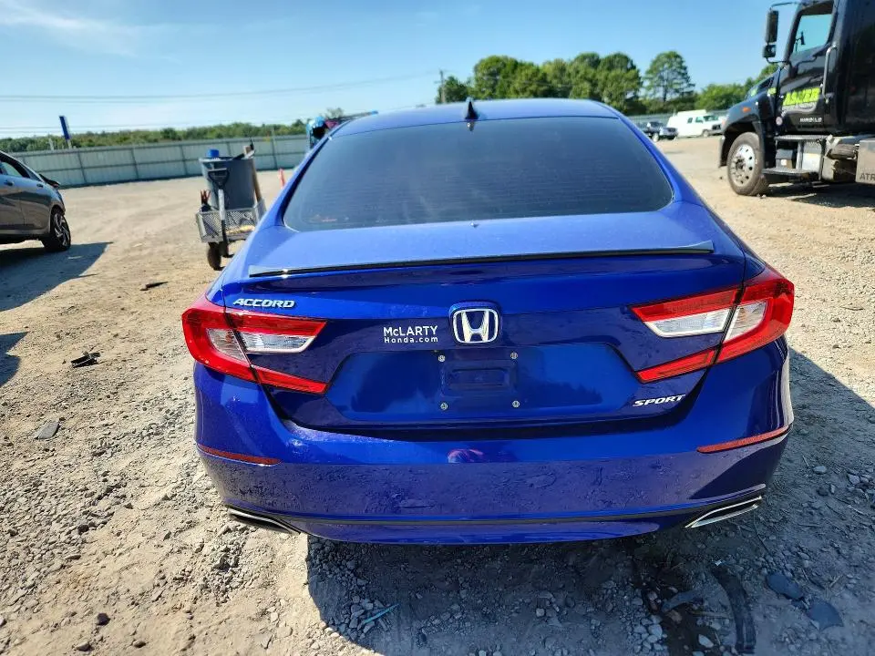 2022 HONDA ACCORD SPORT  