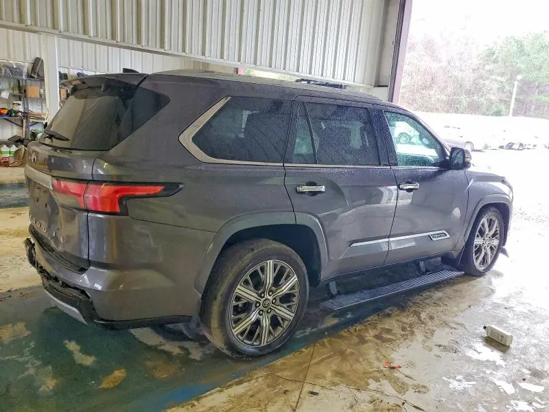 2023 TOYOTA SEQUOIA SR5  