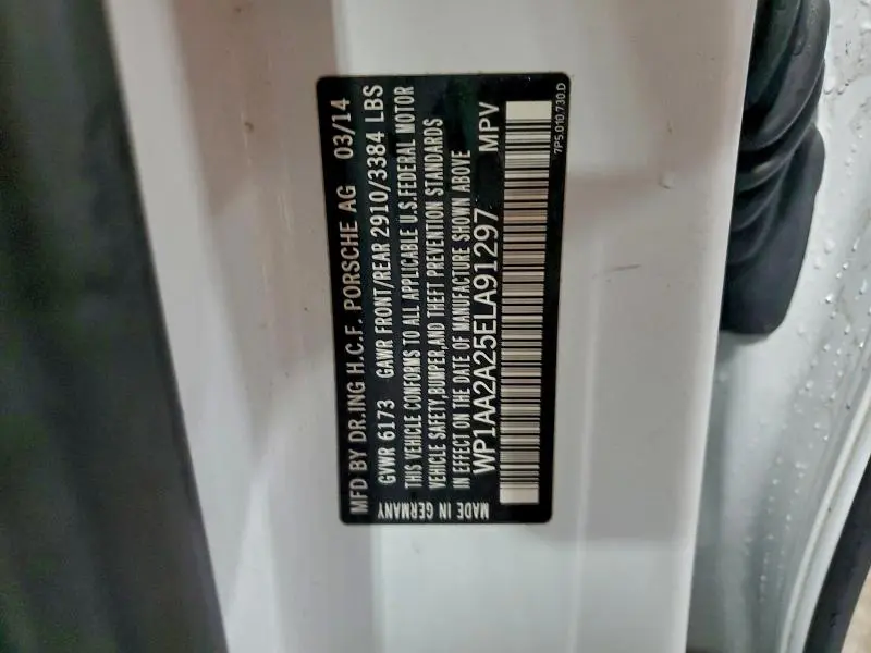 2014 PORSCHE CAYENNE   