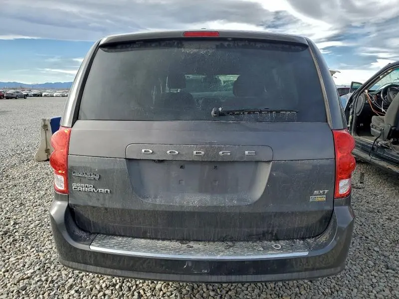 2018 DODGE GRAND CARAVAN SXT  