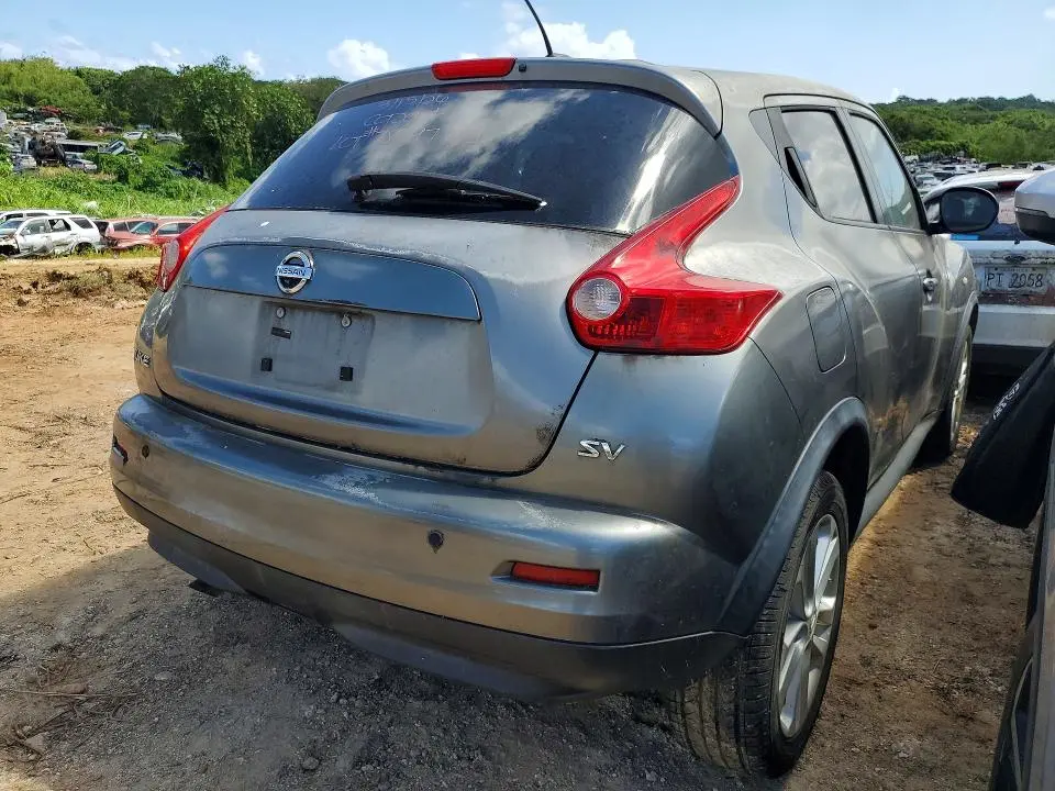 2011 NISSAN JUKE S  