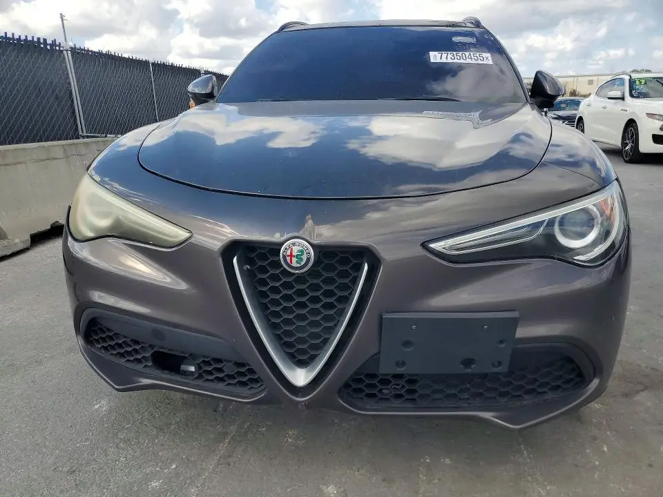 2018 ALFA ROMEO STELVIO SPORT  