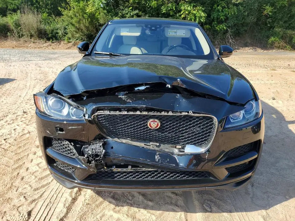 2020 JAGUAR F-PACE PRESTIGE  
