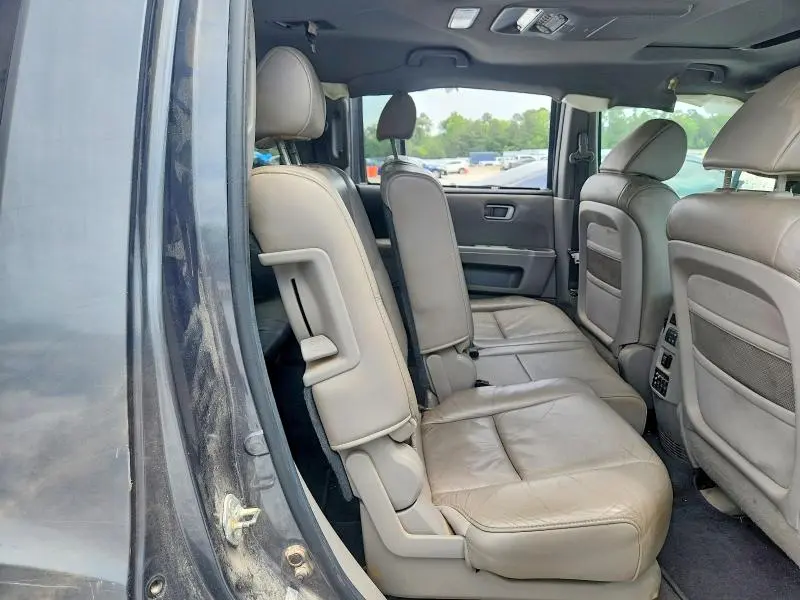 2011 HONDA PILOT TOURING  