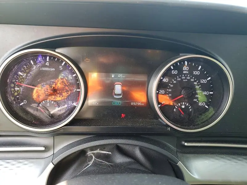 2022 KIA CARNIVAL LX  
