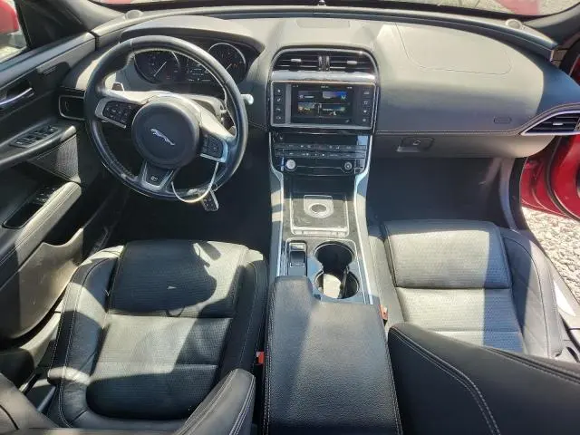 2017 JAGUAR XE R - SPORT  