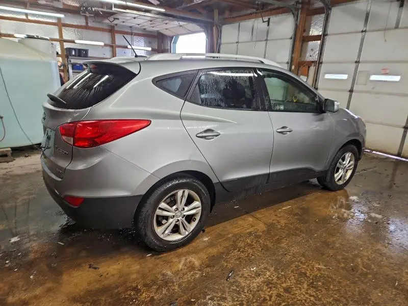 2013 HYUNDAI TUCSON GLS  