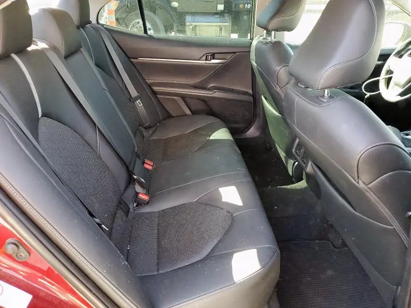 2018 TOYOTA CAMRY XSE  