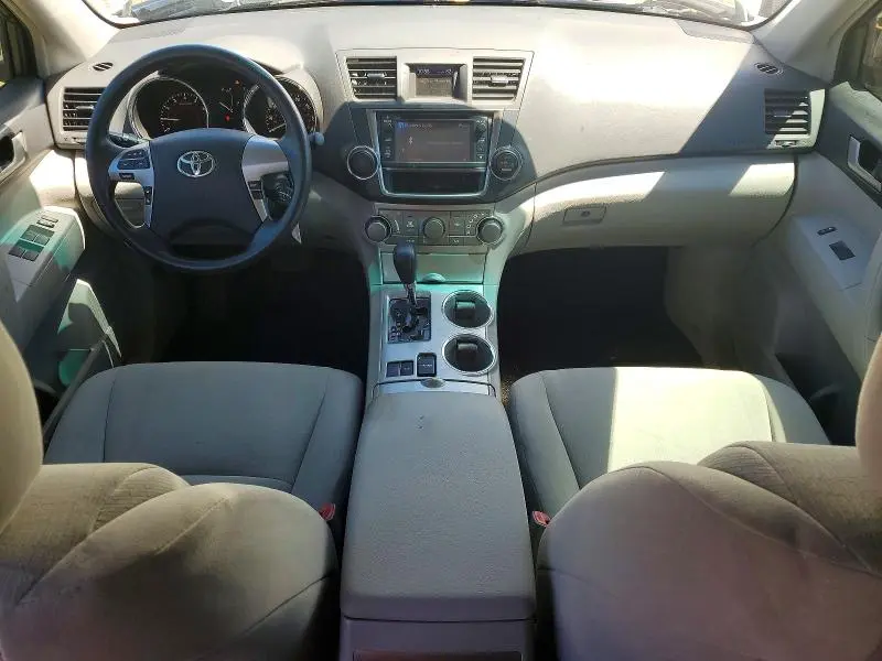 2013 TOYOTA HIGHLANDER BASE  