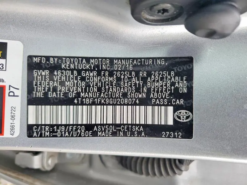 2016 TOYOTA CAMRY SE  