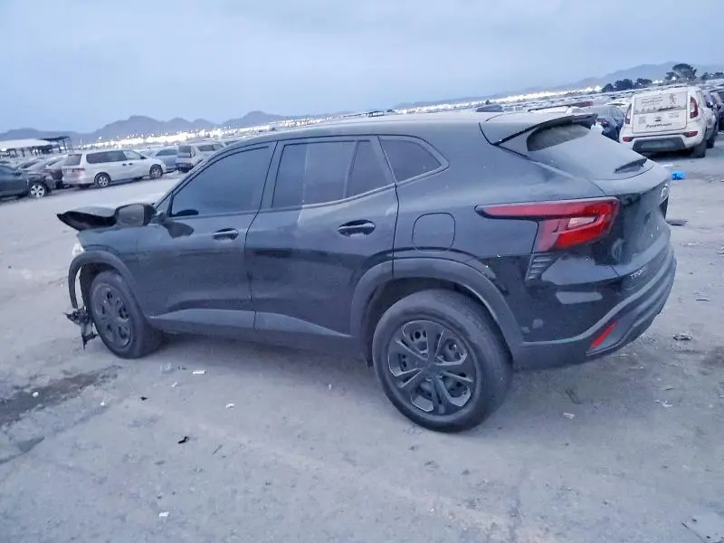 2024 CHEVROLET TRAX LS  