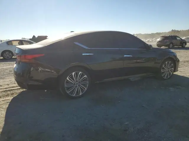 2023 NISSAN ALTIMA SL  