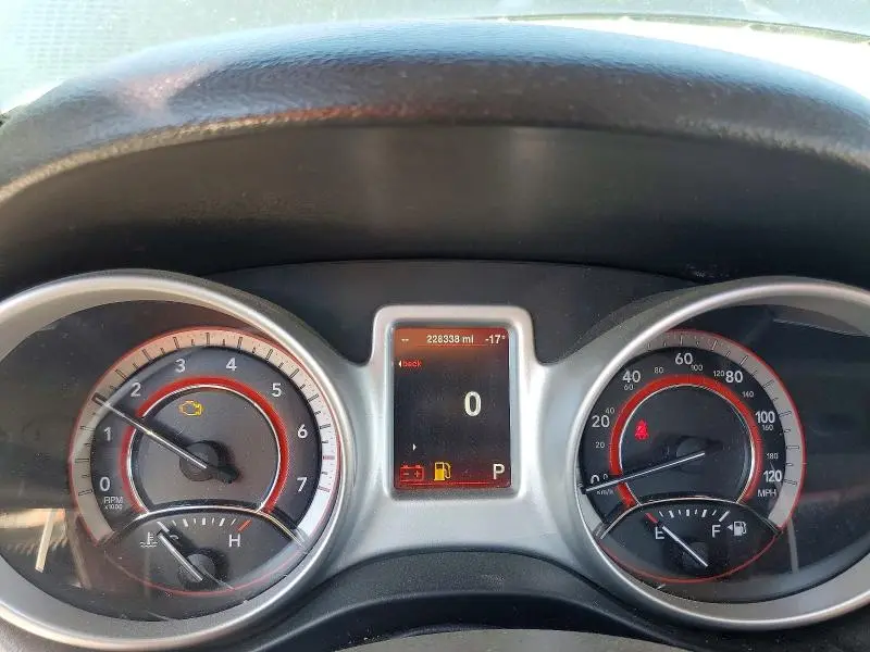 2015 DODGE JOURNEY R  