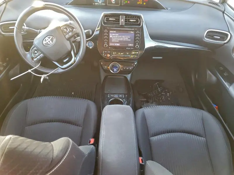 2021 TOYOTA PRIUS PRIME LE  