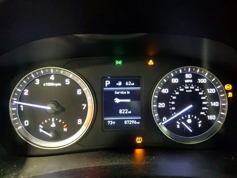 2018 HYUNDAI SONATA SE  