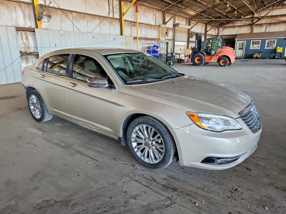2013 CHRYSLER 200 LIMITED  