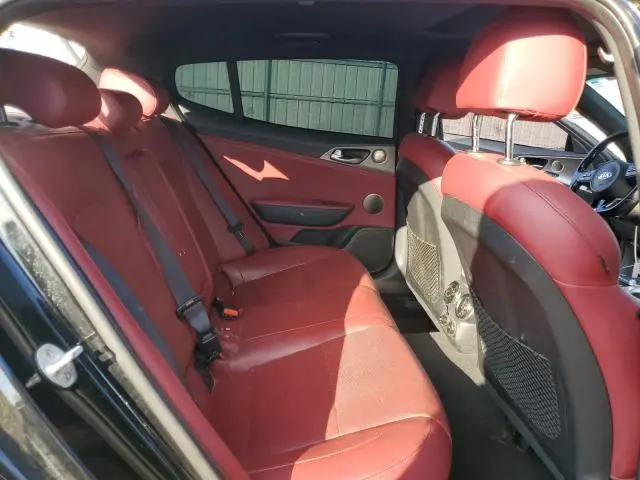 2018 KIA STINGER GT1  