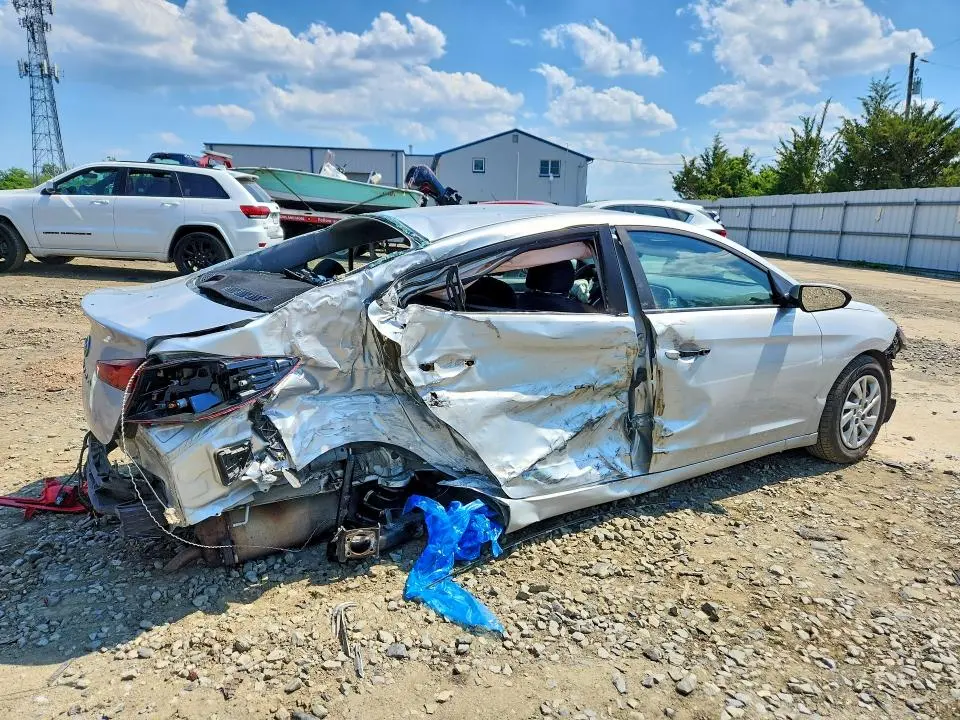 2019 HYUNDAI ELANTRA SE  