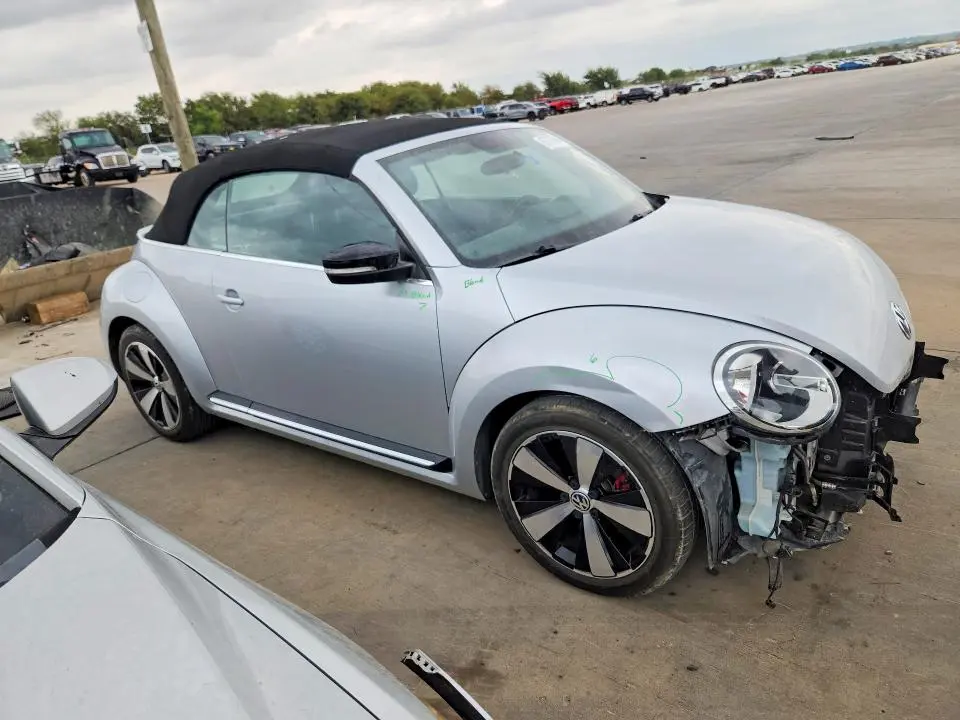2013 VOLKSWAGEN BEETLE TURBO  