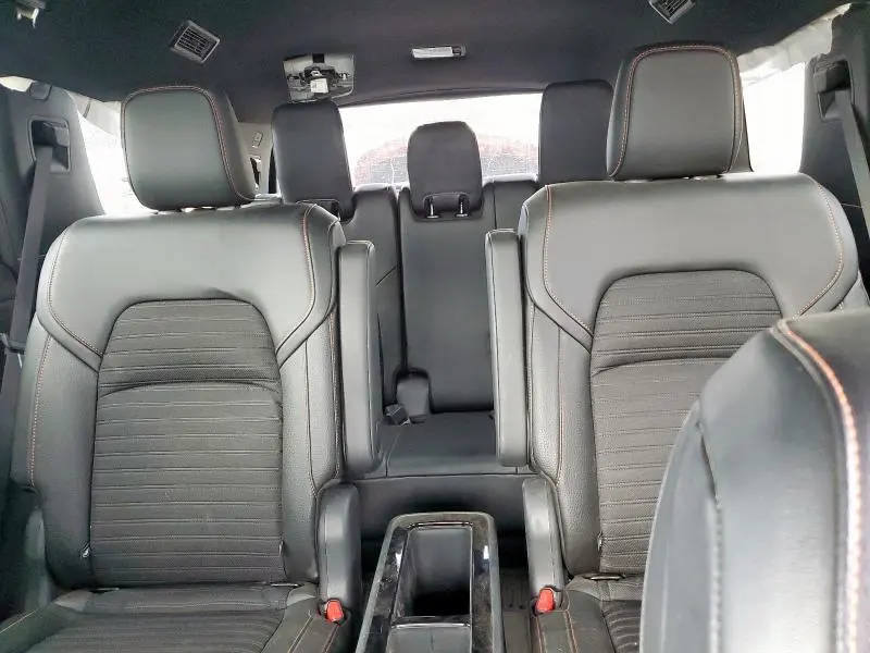 2023 NISSAN PATHFINDER SV  