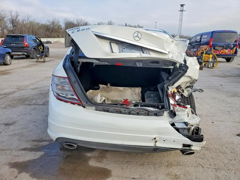 2010 MERCEDES-BENZ C 300  