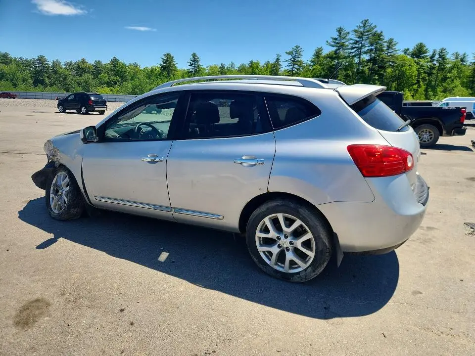 2011 NISSAN ROGUE S  