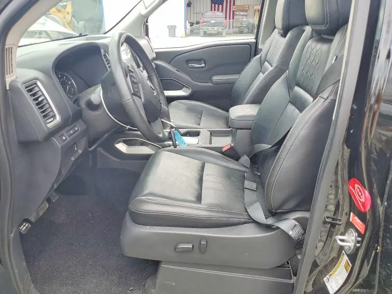 2022 NISSAN FRONTIER SV  