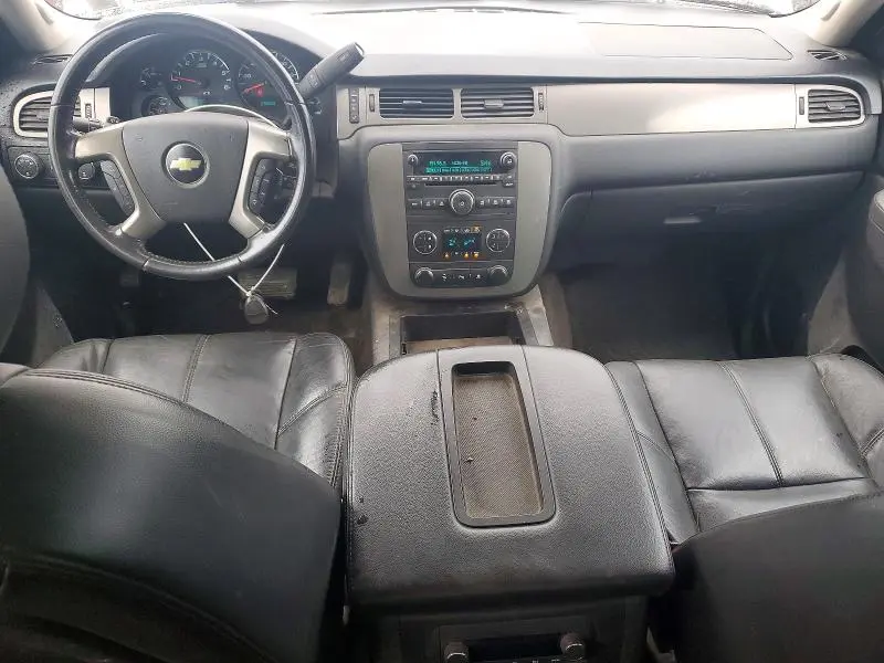 2010 CHEVROLET AVALANCHE LT  
