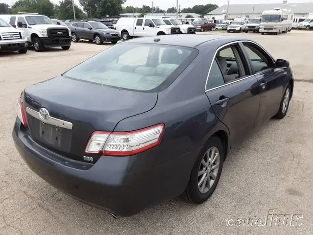 2011 TOYOTA CAMRY HYBRID 
