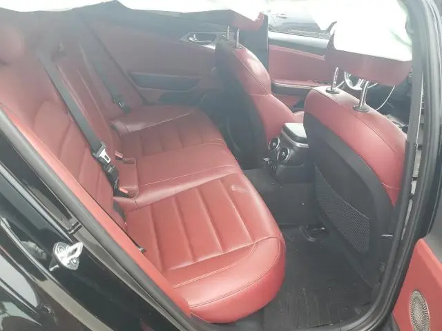 2018 KIA STINGER GT2  