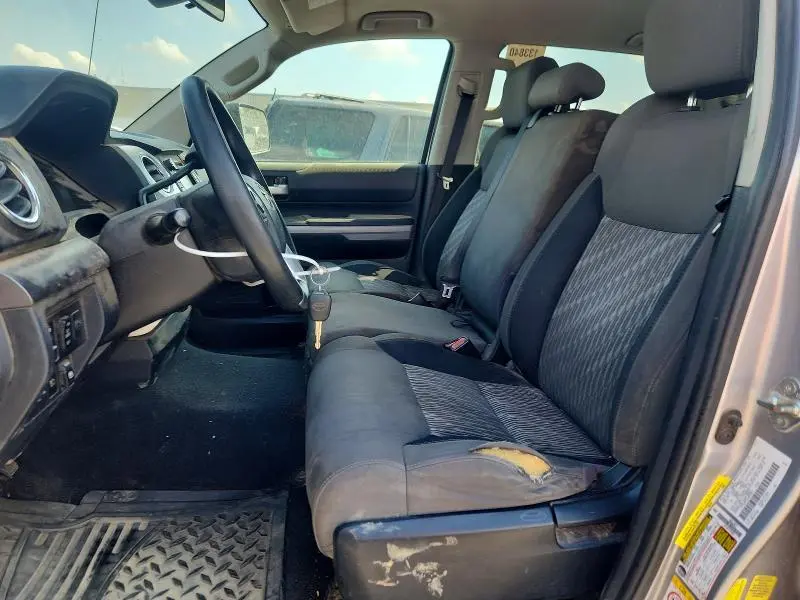 2018 TOYOTA TUNDRA CREWMAX SR5  