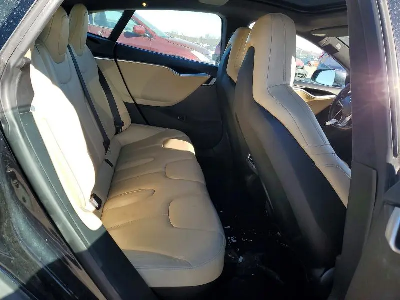 2015 TESLA MODEL S   