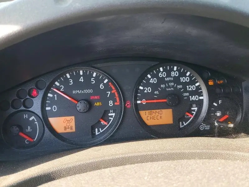 2011 NISSAN FRONTIER SV  