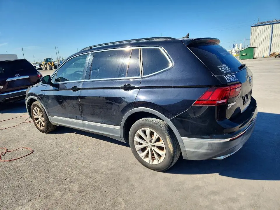 2018 VOLKSWAGEN TIGUAN SE  