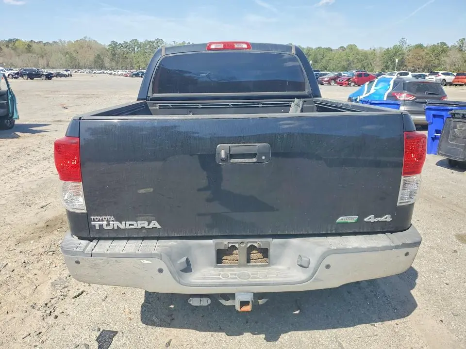 2013 TOYOTA TUNDRA PLATINUM  