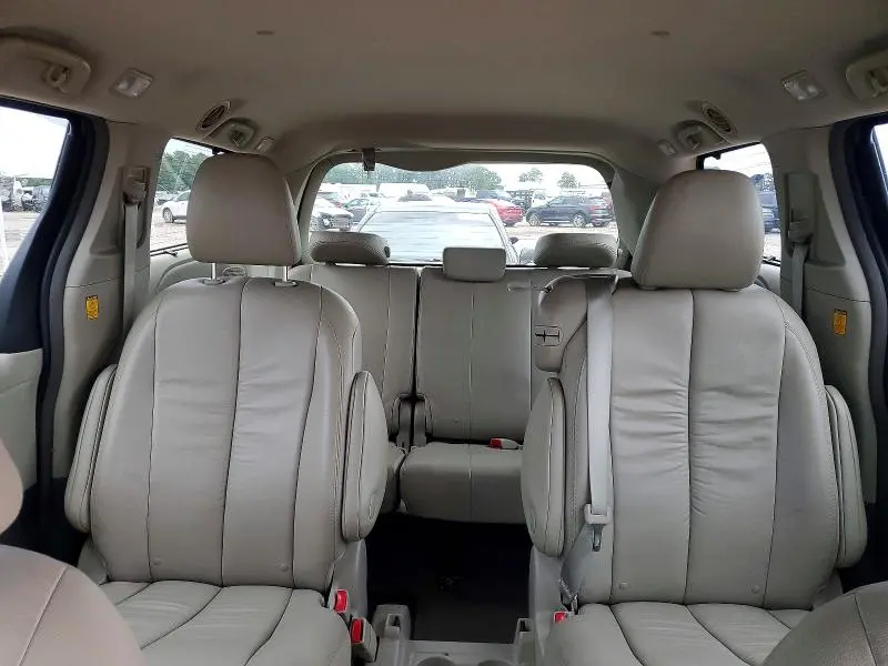 2012 TOYOTA SIENNA XLE 8-PASSENGER  