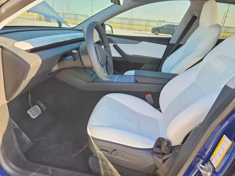 2026 TESLA MODEL Y   