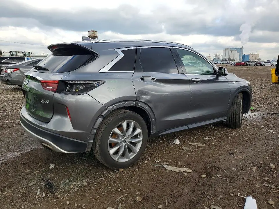2019 INFINITI QX50 LUXE  